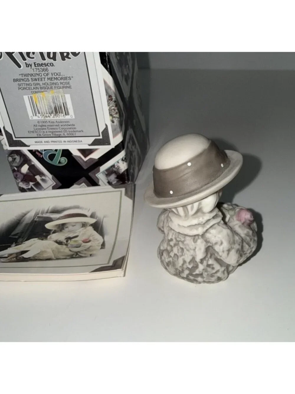VINTAGE Kim Anderson Pretty As A Picture Figurine Thinking Of You #175366 1995